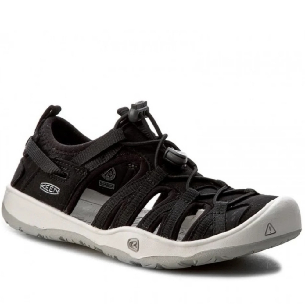 Keen Kids Black Outdoor Moxie Sandals Youth Size 5